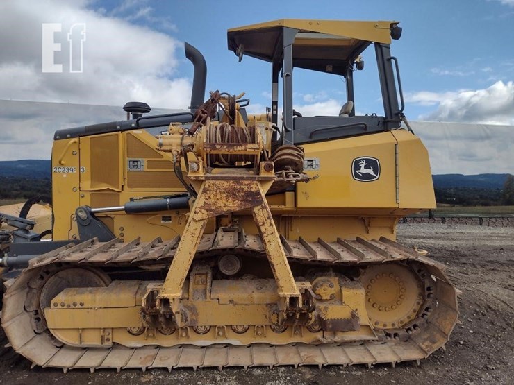 2013-deere-700k-lgp-image-15