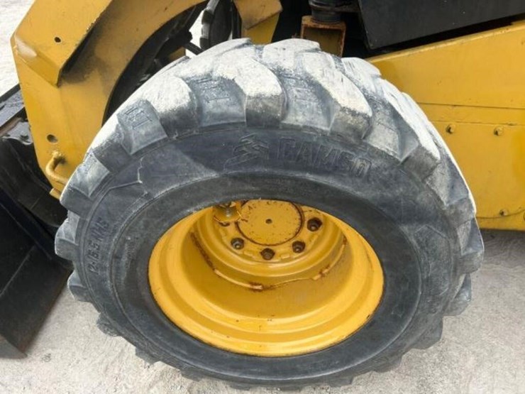 2014-caterpillar-262d-image-53