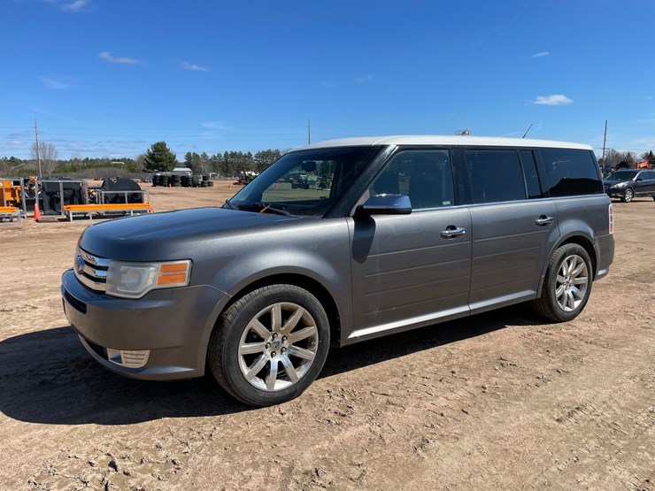 2009-ford-flex-image-1