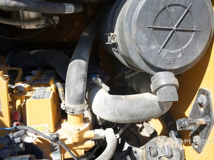 2020-caterpillar-289d3-image-28