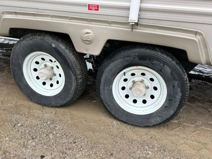 2010-gulf-stream-innsbruck-supreme-lodge-40tbs-t/a-image-39