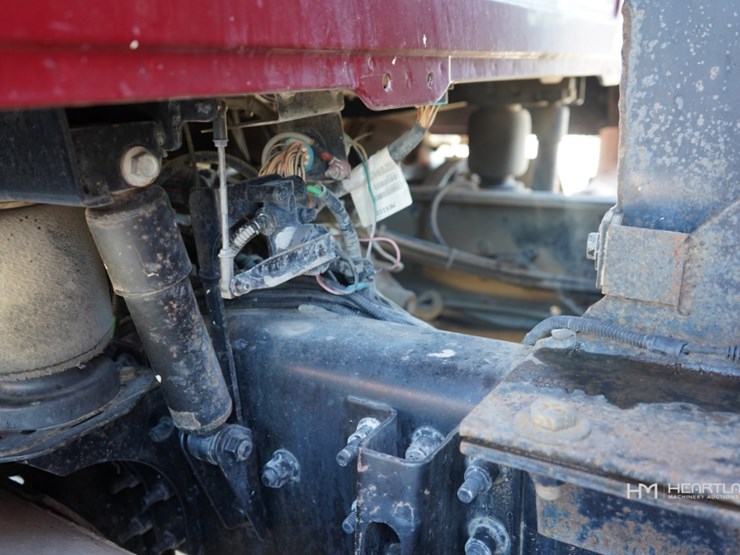 2018-mack-granite-gu713-image-38