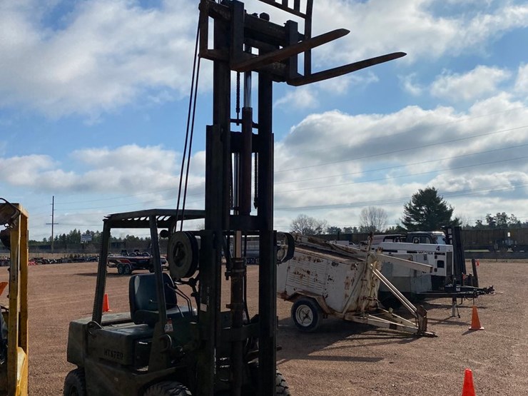 #1106-•-1989-hyster-forklift-image-18