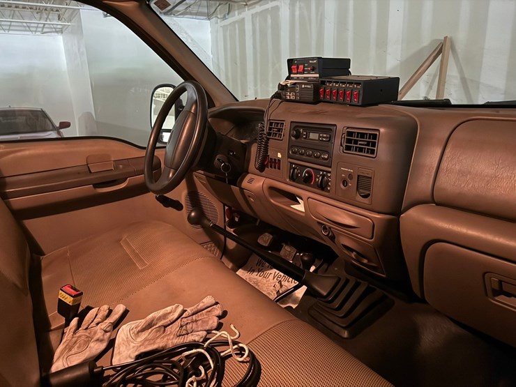2001-ford-f350-image-38