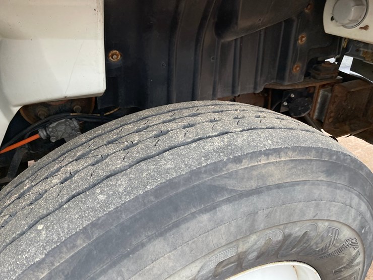 2012-international-durastar-4400-image-49