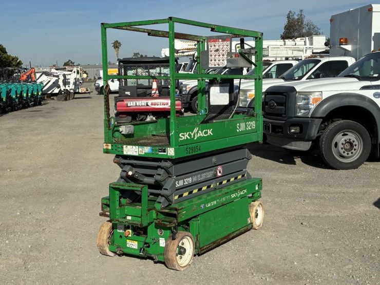 skyjack-sjiii3219-image-1