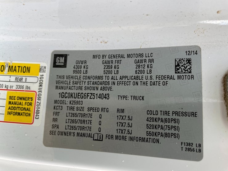 2015-chevrolet-silverado-2500-image-46