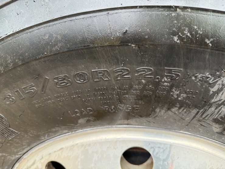 2015-kenworth-t440-image-19