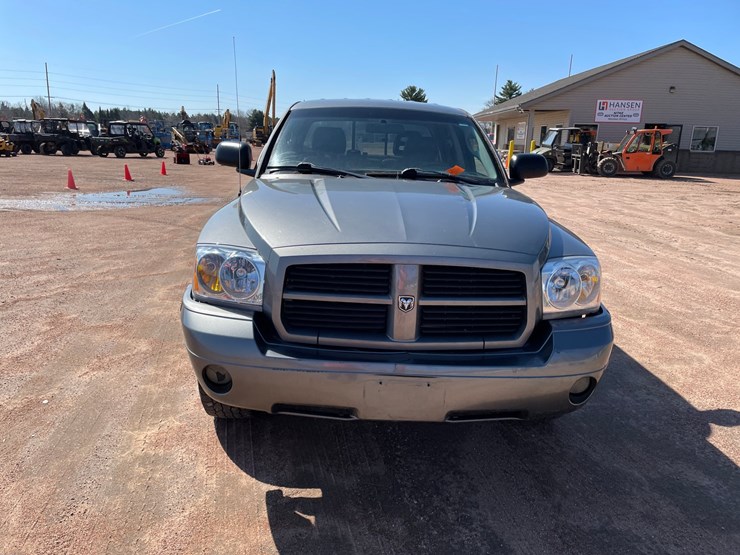 2006-dodge-dakota-slt-image-8