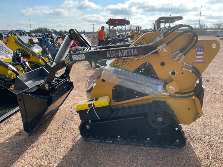 #1154-•-agt-mx-mrt14-tracked-stand-on-mini-skid-steer-image-6