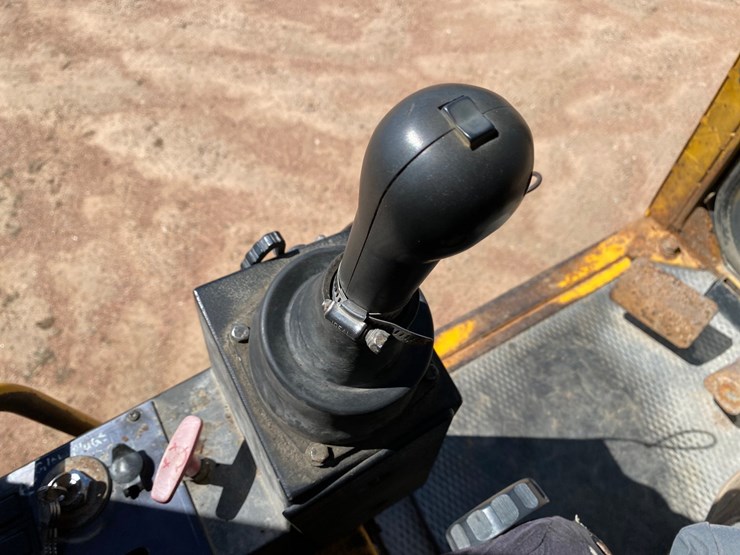 1996-akerman-ew200-image-43