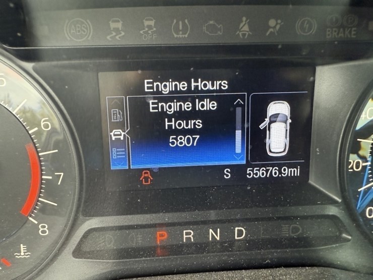 2017-ford-explorer-image-29