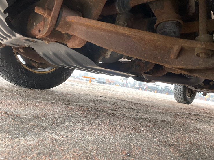 2015-chevrolet-silverado-2500-image-22