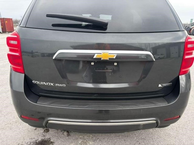 2017-chevrolet-equinox-image-81