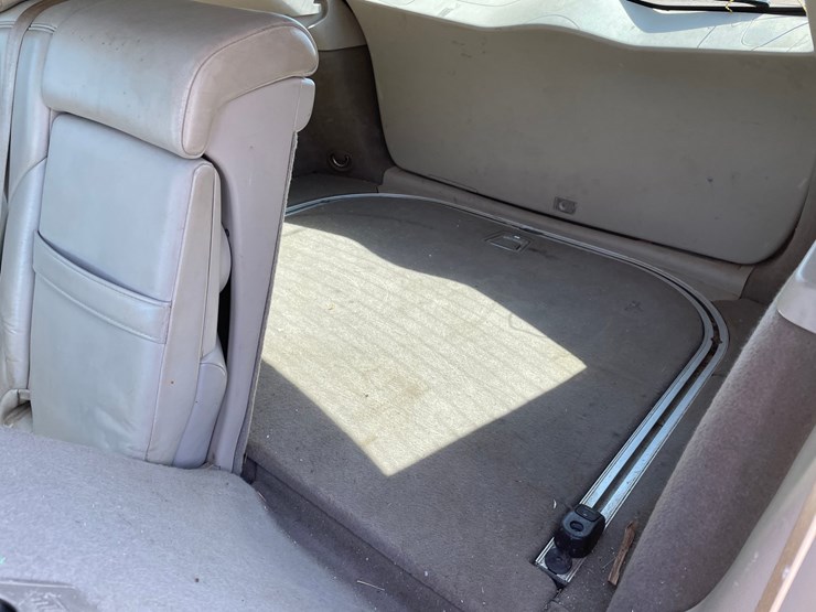 2011-cadillac-srx-image-51