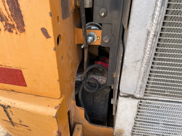 2012-case-tv380-image-25