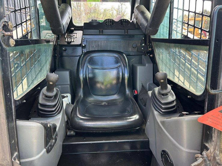 2020-asv-posi-track-vt70ho-image-19