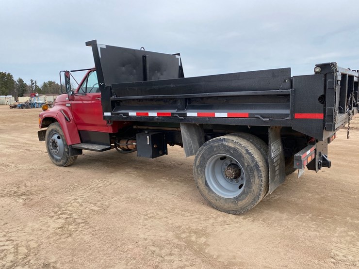 1995-ford-f700-image-10