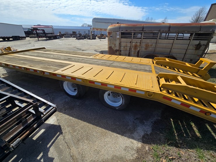 #22622-•-20'-tag-equipment-trailer-image-8