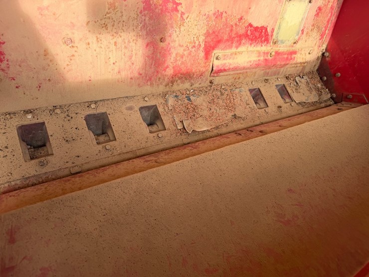 international-12-image-33