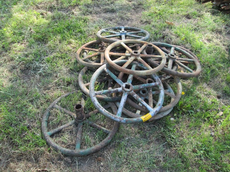 #45964-•-lot-of-valve-wheels-image-1