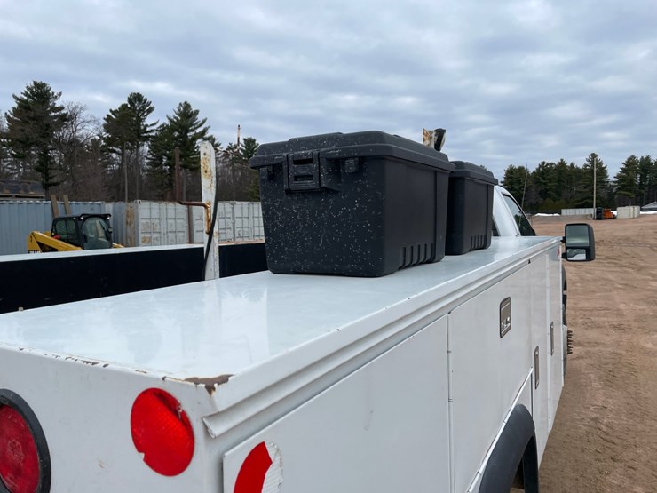 2012-ford-f550-image-21