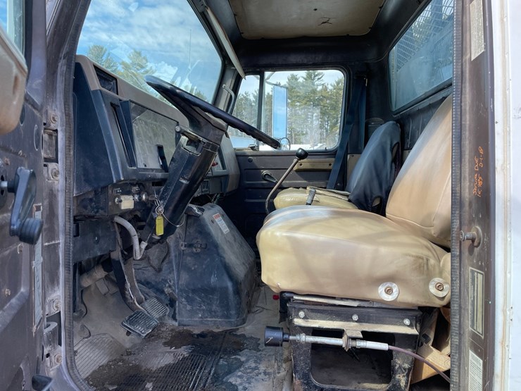 1990-international-4900-image-34