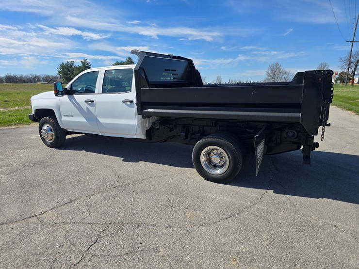 2019-chevrolet-silverado-3500-image-8