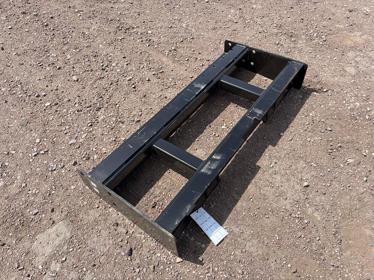 unused-2026-pallet-fork-frame-image-2