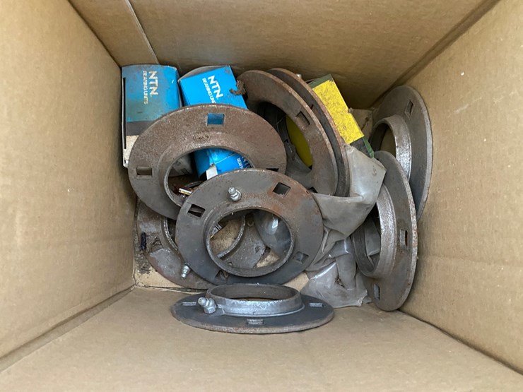 john-deere-230-image-4