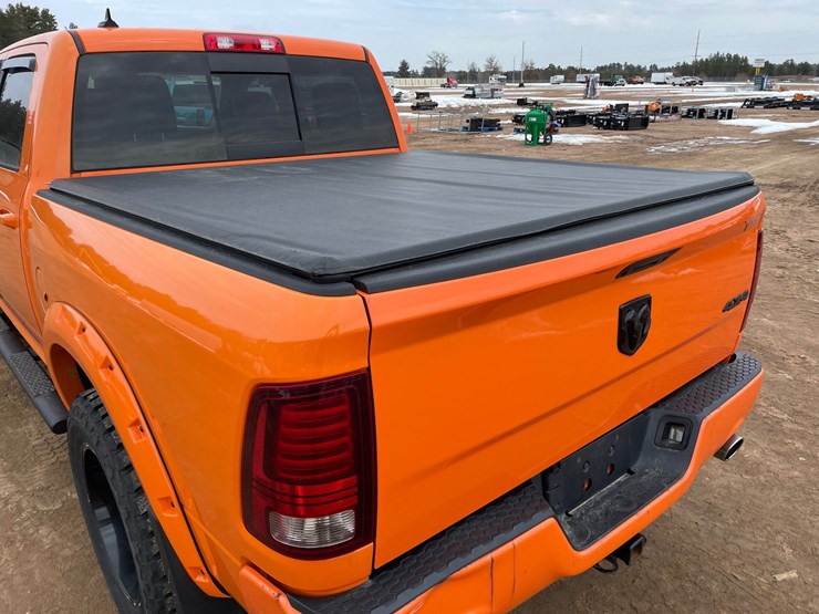 2017-dodge-ram-1500-image-17