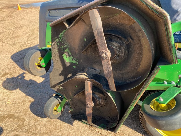 2014-john-deere-1600t-image-52