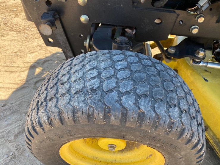 john-deere-425-image-10