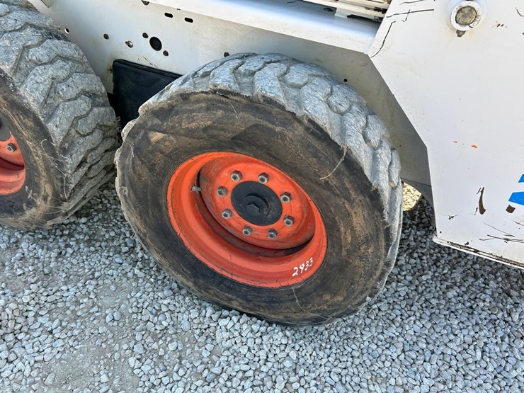 bobcat-742b-image-16