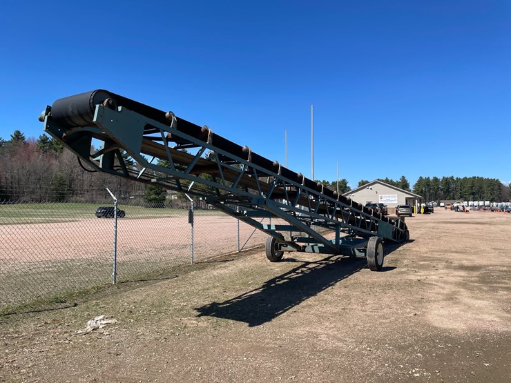 #1143-•-60'-towable-hydraulic-belt-conveyor-image-8