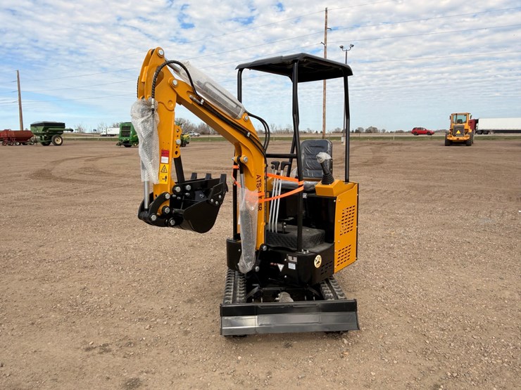 unused-2026-ats-rt15r-mini-excavator-image-2