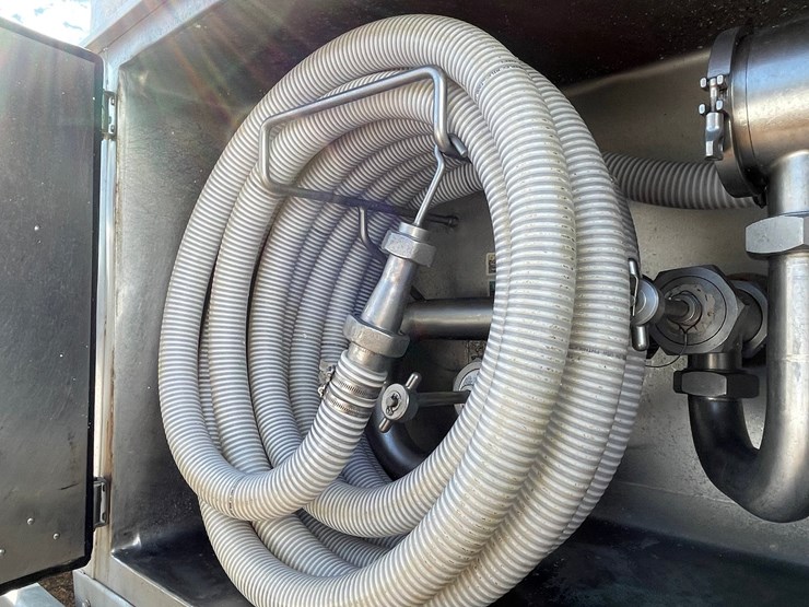 1994-walker-tanker-image-17