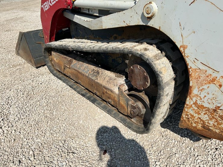 2016-takeuchi-tl8-image-16