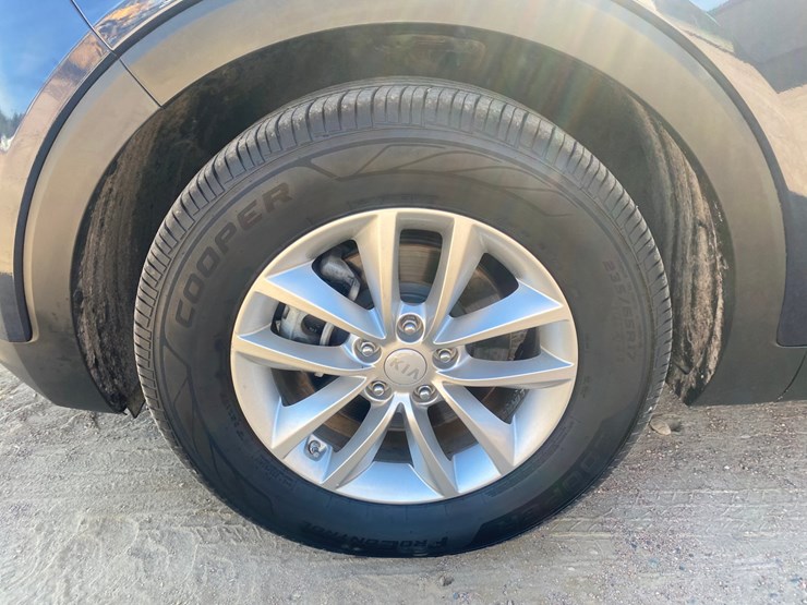 2016-kia-sorento-image-21