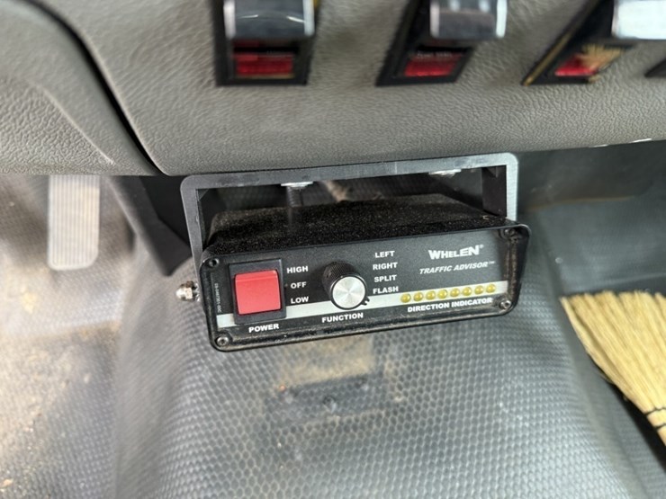 2013-liftmoore-3200ree-image-36