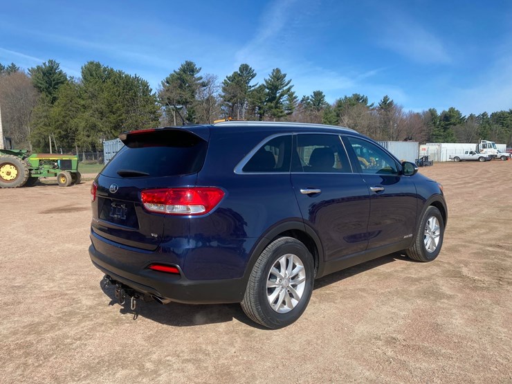 2016-kia-sorento-image-5