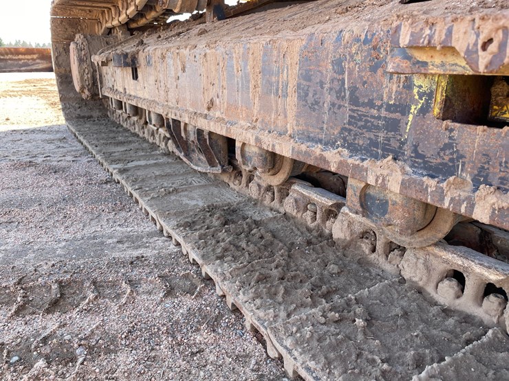 caterpillar-324e-image-31