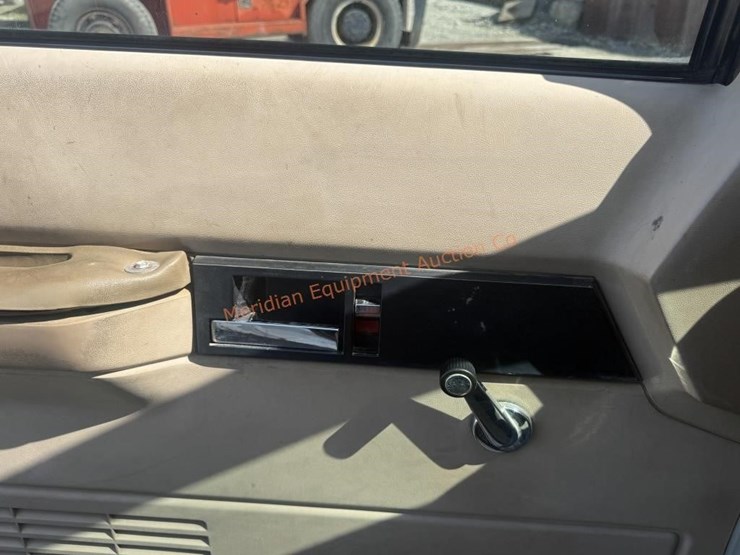 1992-chevrolet-cheyenne-1500-image-33