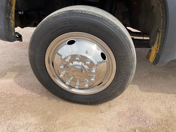 2012-ford-f450-image-9