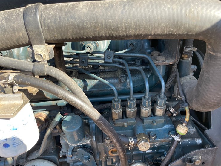 2005-bobcat-t300-image-29