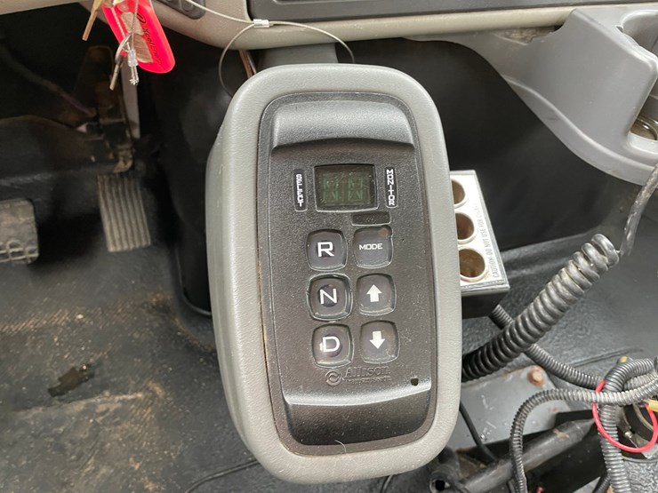 2012-international-durastar-4400-image-76