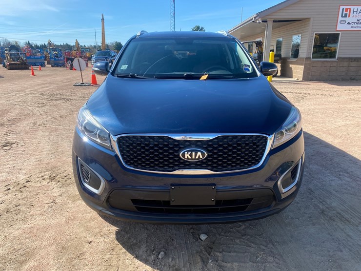 2016-kia-sorento-image-8