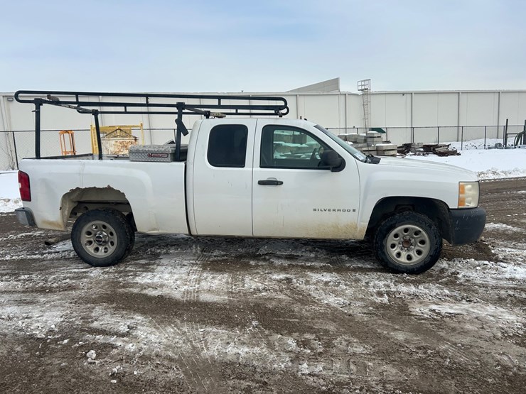 #22574-•-2008-chevrolet-silverado-pickup-truck-image-21