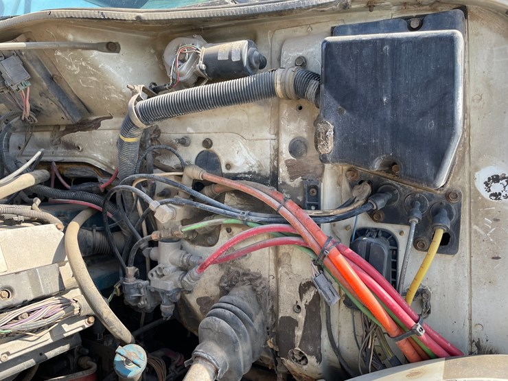 1999-international-4900-image-48