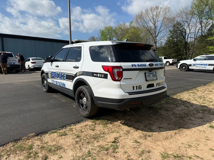 2018-ford-explorer-image-4
